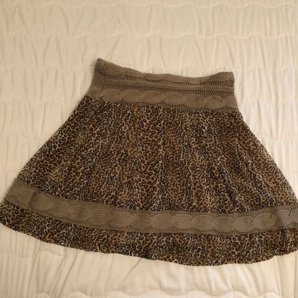 Leopard print and knit mini skirt